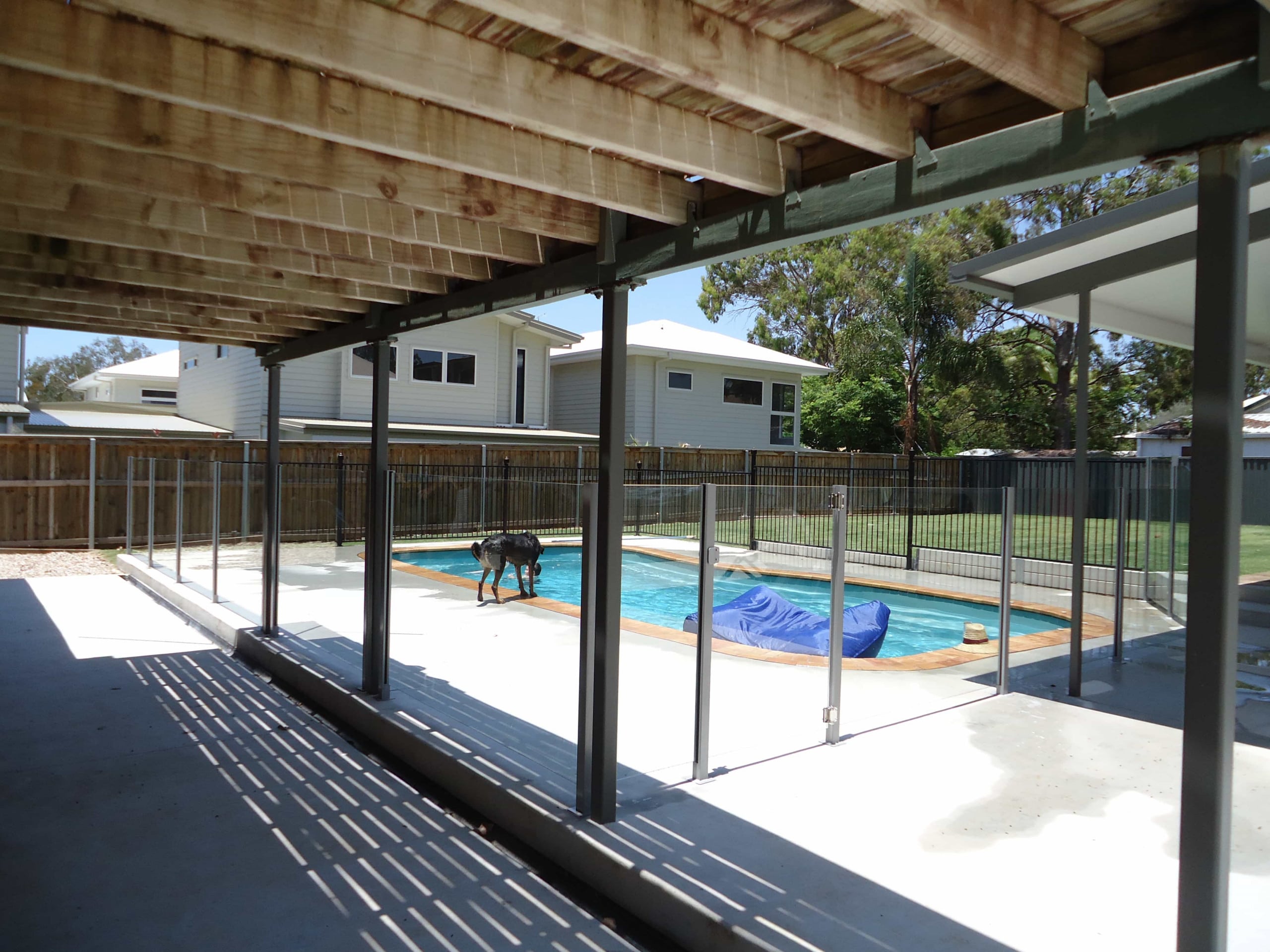 Who Should Install Your Glass Pool Fence