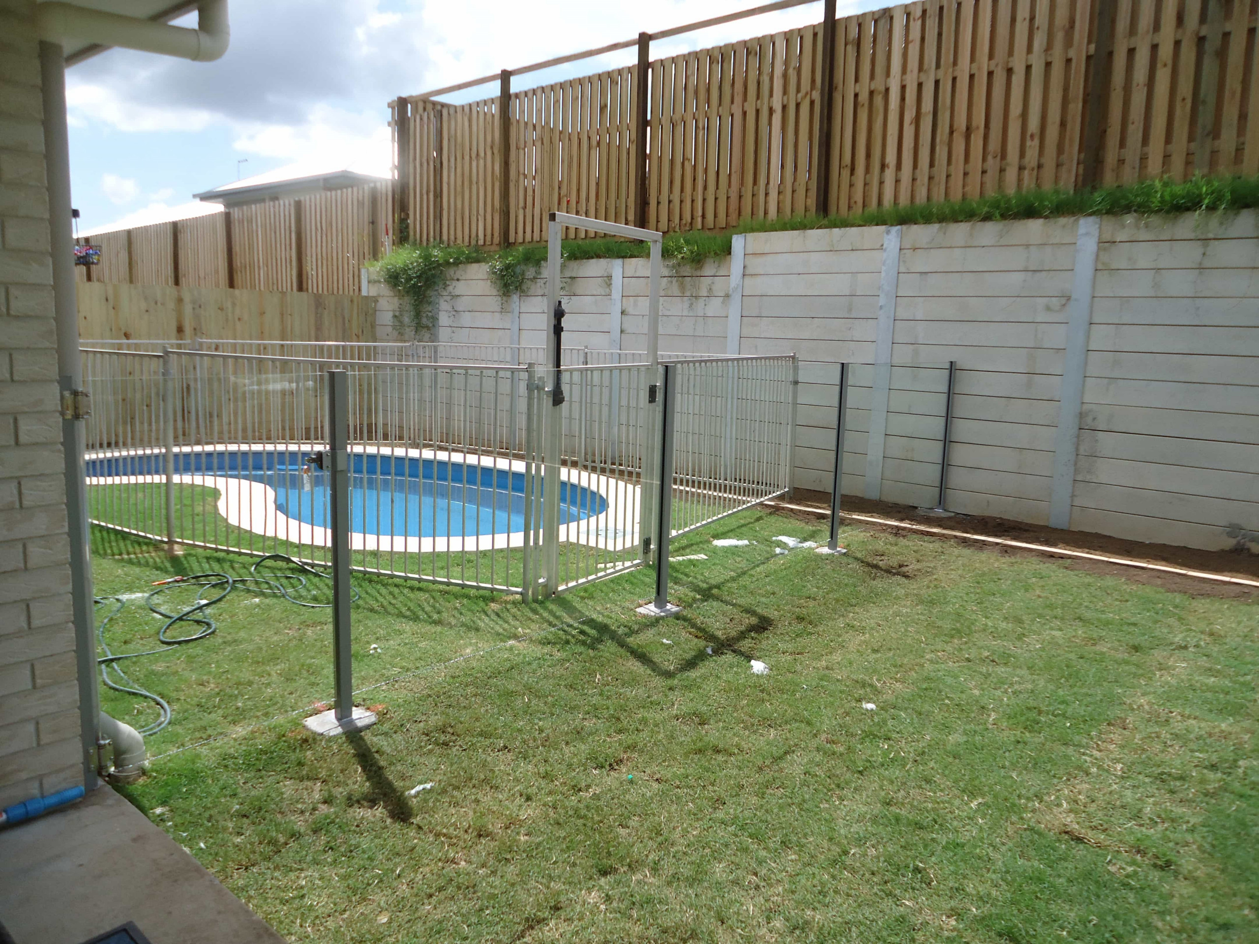 How To Install Glass Pool Fencing
